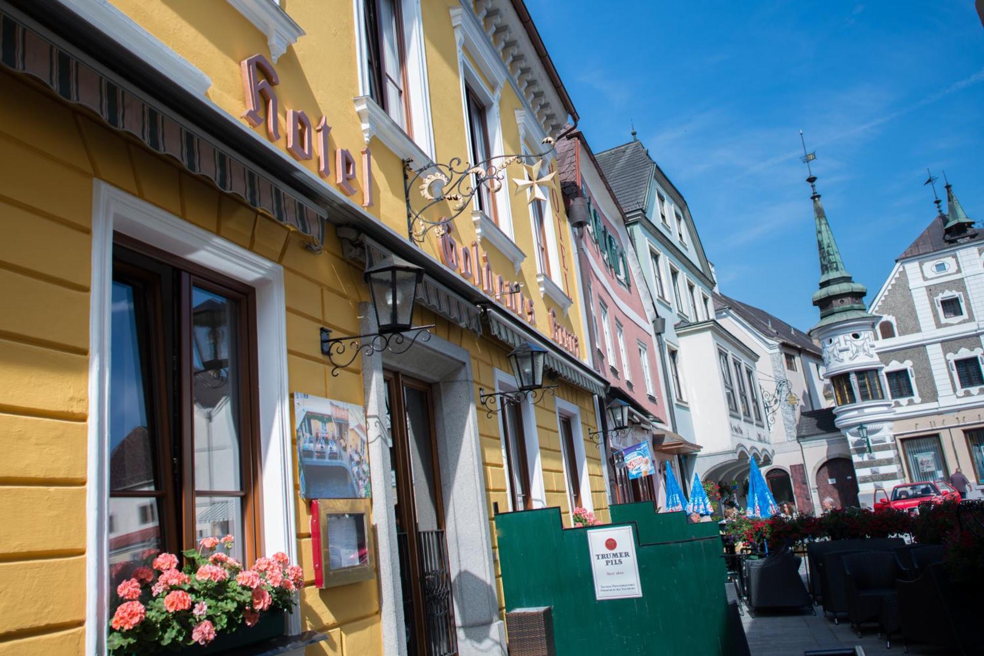 Hotel-Garni Goldenes Kreuz Grein Exterior photo