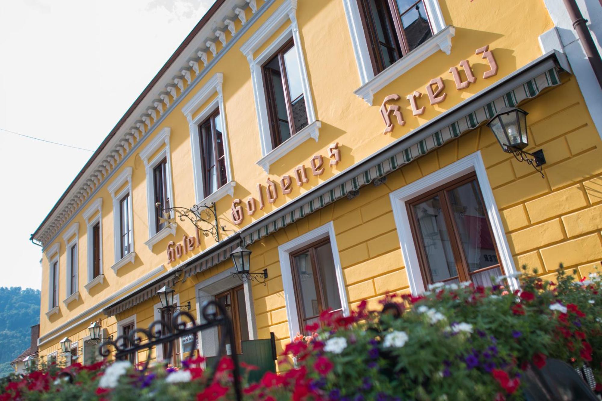 Hotel-Garni Goldenes Kreuz Grein Exterior photo